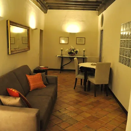 ゲストハウス フォー リヴァース スイーツ ローマ