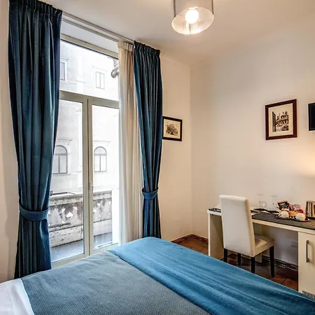 ゲストハウス フォー リヴァース スイーツ ローマ